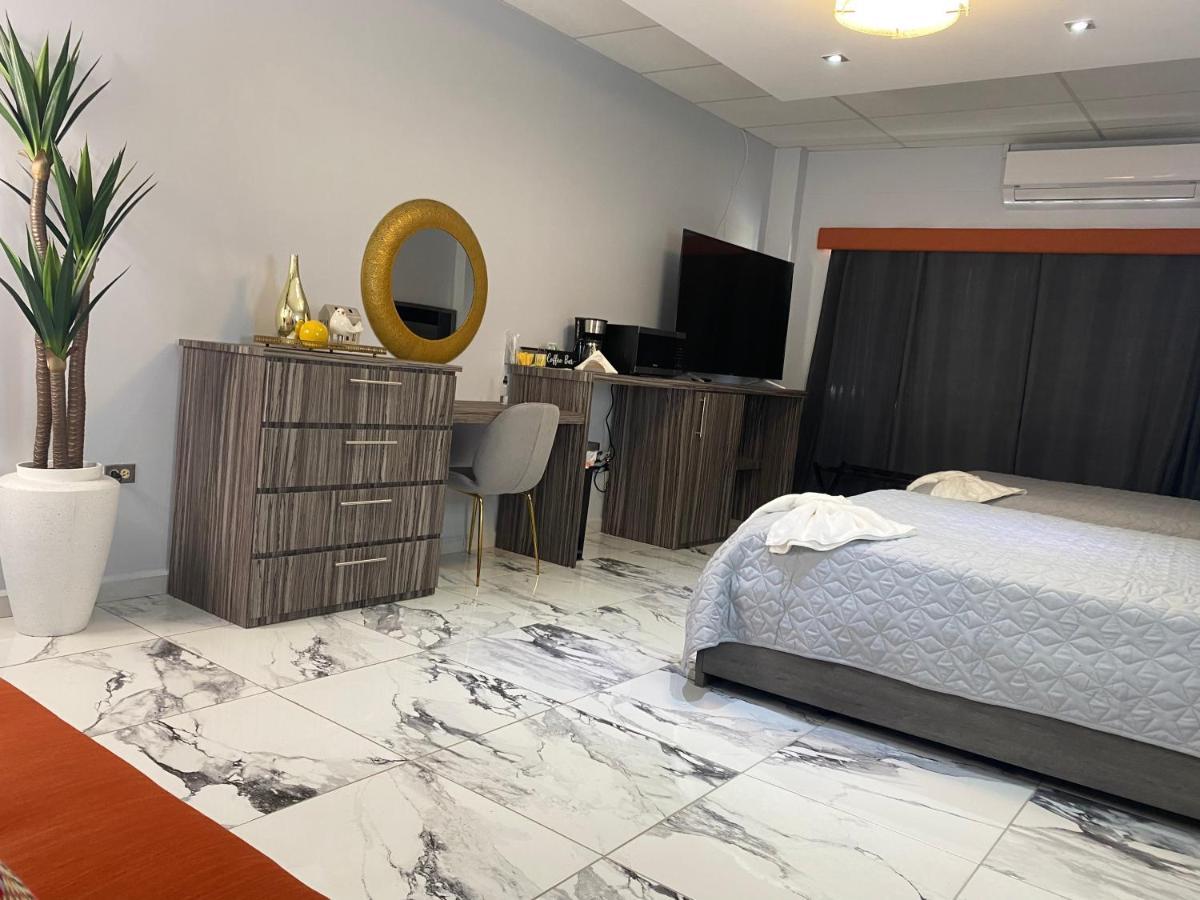 Itza-Bella Suites Isabela Eksteriør bilde