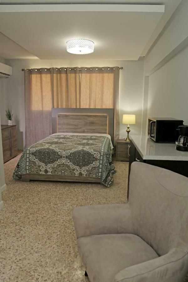Itza-Bella Suites Isabela Eksteriør bilde